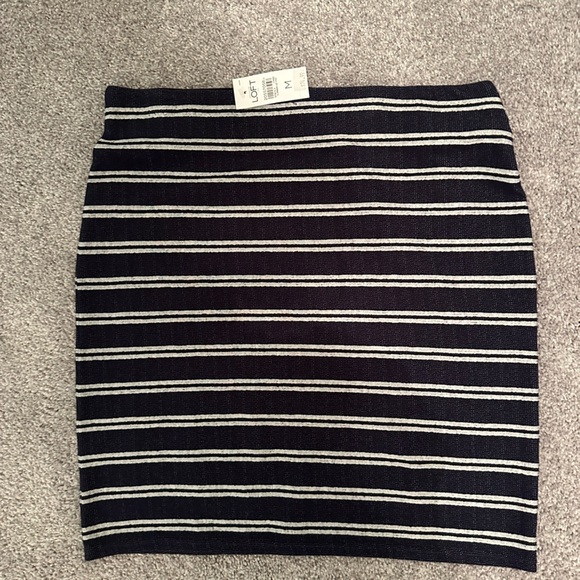 LOFT Dresses & Skirts - Striped LOFT skirt NWT